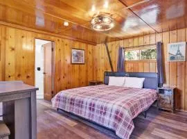 Big Pines Couple Lakeview Studio Cabin by Big Bear Vacations