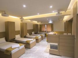 Raman Dormitory，位于纳威孟买Vashi的酒店