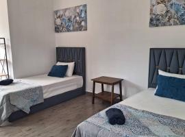 Ocean Cottage 3, Radiant Teluk Sari，位于Kampung Mawar的酒店