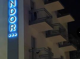 HOTEL CONDOR，位于里米尼费德里科·费里尼国际机场 - RMI附近的酒店