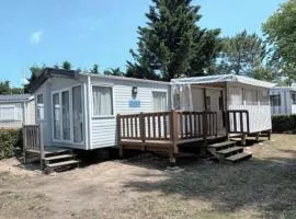 Détente et confort au Bois Dormant camping 4* MH240