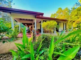 Sigiriya Moonlight Home