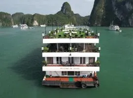 Hạ Long Aqua Legend Cruise