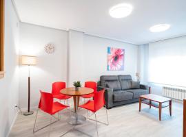 Apartamentos GO - Génova Parquesol - Parking Gratuito A-62 salida 128，位于巴利亚多利德约瑟夫佐里拉附近的酒店