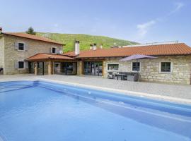 Villa Tina Livade in Gradinje - Haus für 8-12 Personen，位于Livade的度假屋