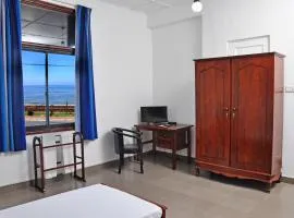 Sea View Hotel