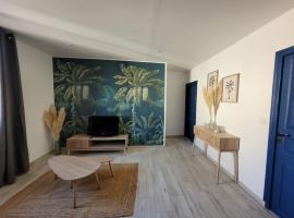 centre de Thuir appart cosy，位于蒂伊的酒店