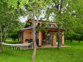 Tiny House Grabovac，位于拉科维察的乡村别墅