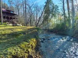 Lazy Bear Creek Lodge