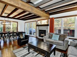 Chalet 9029 Chemin des Alpages by Les Chalets Alpins，位于斯托纳姆的酒店