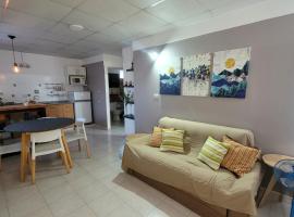 depto 1 dorm complejo Costa Azul Carlos Paz，位于维拉卡洛斯帕兹的自助式住宿