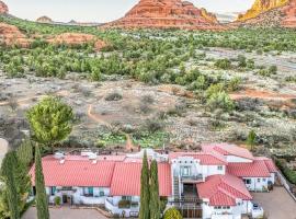 Cozy Cactus Resort sorta-kinda，位于塞多纳的住宿加早餐旅馆