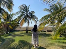 casa moderna con playa cartagena，位于卡塔赫纳的酒店