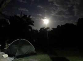 CATEDRAL THE ROCK CAMPING，位于菲格雷多总统镇的露营地