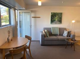 Glenorchy Retreat Apartment，位于格莱诺基Routeburn Track附近的酒店