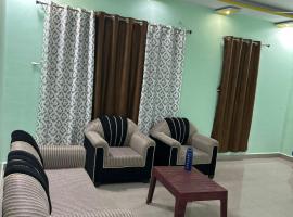 Holiday Home Nagpur 3BHK，位于那格浦尔的酒店