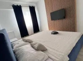 Lake View Aparthotel
