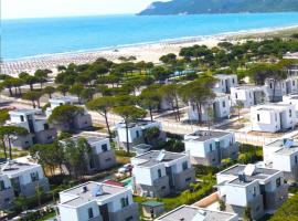 SanPietro Vacation Rentals，位于都拉斯的海滩短租房
