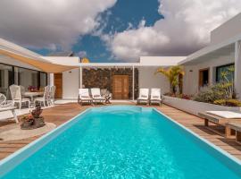 Villa Shepherd Lajares - LUXURY VILLA FUERTEVENTURA，位于拉哈雷斯的酒店