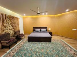Pearl Executive Villa Islamabad，位于伊斯兰堡的酒店