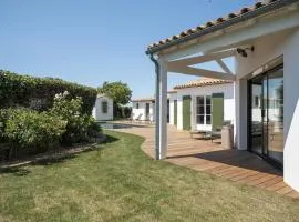 Maison d'architecte familiale avec piscine chauffée au calme