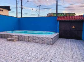 Casa com Piscina em Mongaguá，位于蒙加瓜的酒店