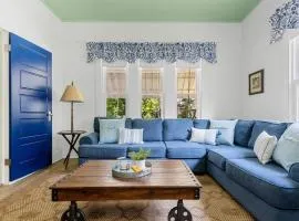Urban Farmhouse-Sleeps 8