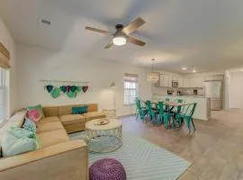 A Sunny Stylish 4BR 3BA