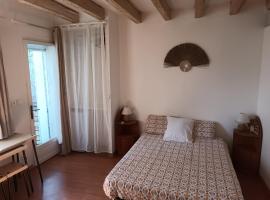 Charmante chambre bords du louet .，位于Rochefort-sur-Loire的酒店