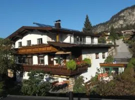 Tolle Ferienwohnung in Vorderthiersee mit Grill, Garten und Terrasse