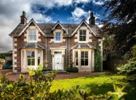 Schönes Ferienhaus in Blairgowrie mit Grill, Terrasse und Garten