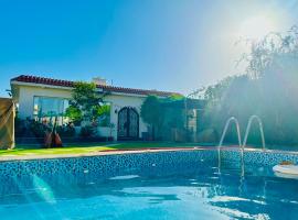 شاليه ضفاف - Difaf Chalet - فخم وجديد وفاخر，位于吉达的带泳池的酒店