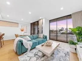 Luxury Penthouse 3 Bedrooms in Neutral Bay