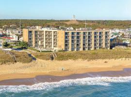 Home2 Suites by Hilton Outer Banks K ill Devil Hills，位于斩魔山的酒店