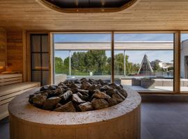 Thermenhotel Gesundheits-Bad Buchau，位于巴特布豪的酒店