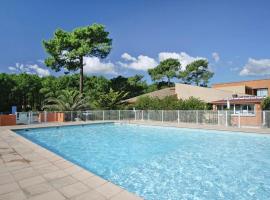 Lovely apartment in Borgo with shared pool，位于博尔戈的公寓