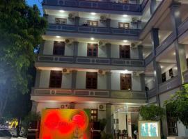 Sóng Biển Hotel Cửa Lò，位于格卢市社荣市机场 - VII附近的酒店