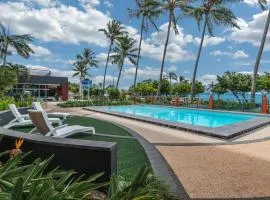 Studio 211 - Seaside Serenity Your Perfect Retreat