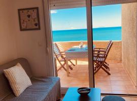 Punta di Mare, appartements comme sur un bateau，位于林古泽塔的公寓