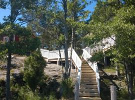 Holiday Home Villa Helena by the sea，位于Taalintehdas的酒店