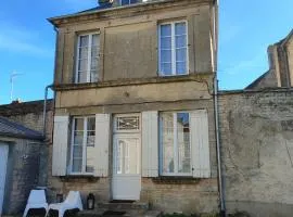 Gîte Le Prieur é - COEUR DE BOURG - maison 48 M2