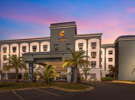 Comfort Suites West Jacksonville，位于杰克逊维尔Gateway Shopping Center附近的酒店