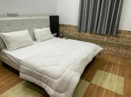 Lazy staytion，位于布什格尔的酒店