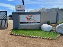 TOP TOWN LODGE，位于Butterworth的酒店