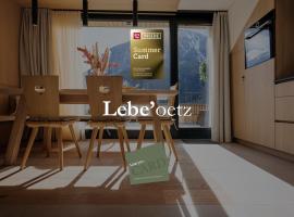 Lebe`oetz - Das Ferienapartmenthaus im Zentrum von Oetz，位于厄茨阿彻科格尔第2部分缆车附近的酒店