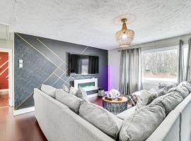 Hot Tub A Time to Remember Home in Tobyhanna!，位于托比汉纳的酒店
