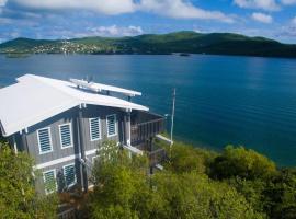 Ocean Front Villa 2，位于库莱布拉的酒店