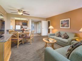 WorldMark Palm Springs - Plaza Resort and Spa，位于棕榈泉Cathedral City Marketplace Shopping Center附近的酒店