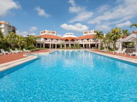 Watermark Hotel Okinawa Kume Island，位于久米岛的酒店