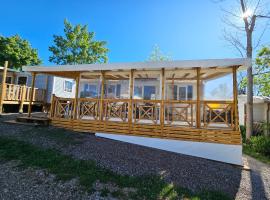 Mobil-Home Le Bosc 5 personnes，位于Le Bosc的露营地